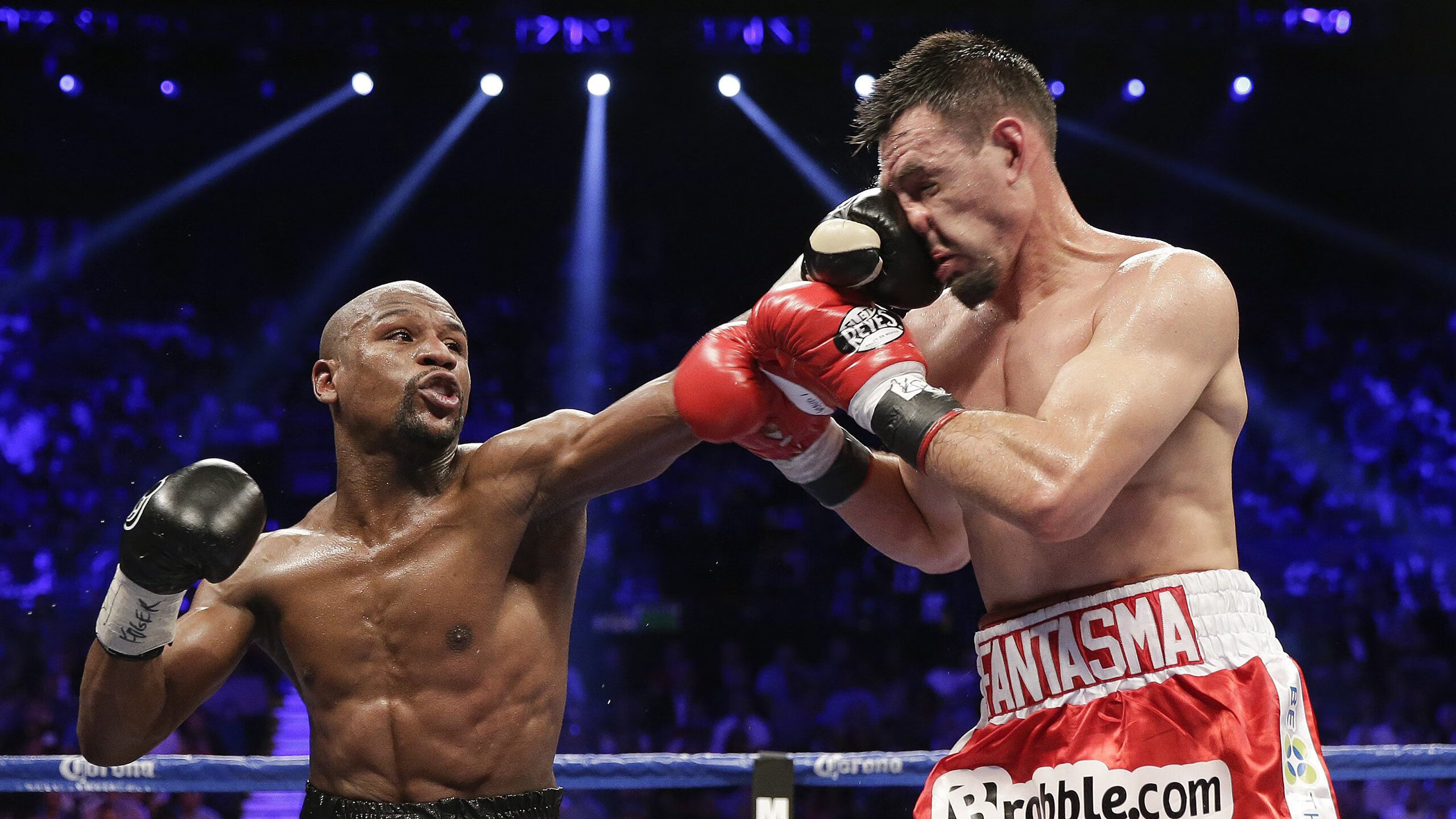 篮网内部赛表现火爆主帅频频鼓掌，篮网内线被打爆